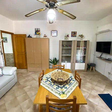 شقة Villino Nando باليرمو